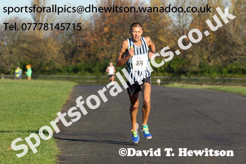 Newcastle Town Moor Marathon, Newcastle Town Moor Marathon and Half Marathon. Photo: David T. Hewitson/Sports for All Pics